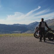 warum müssen beim motorrad beide bremsen immer voll wirksam sein